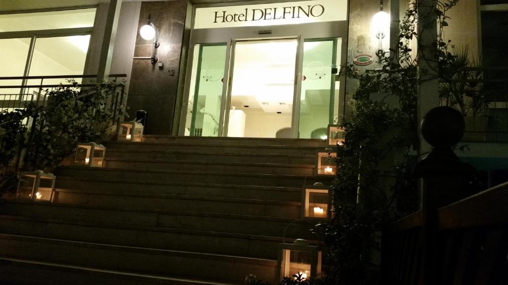 Hotel Delfino Milano Marittima Exteriör bild