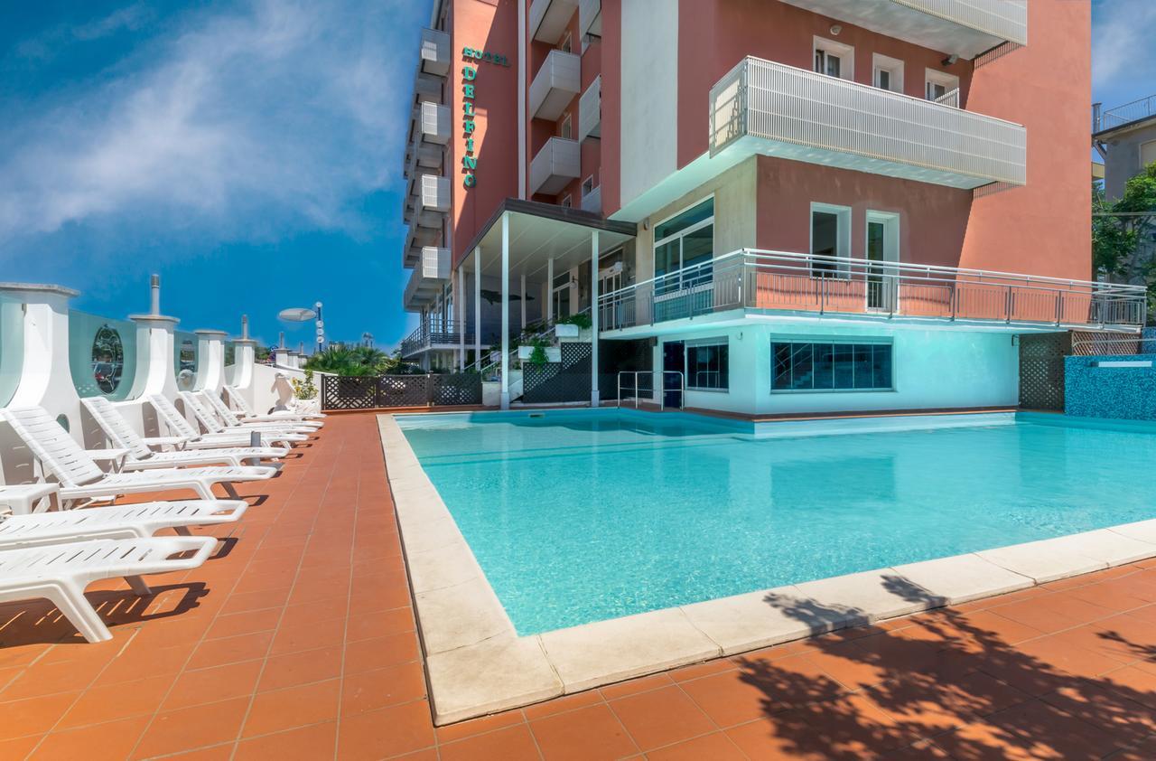 Hotel Delfino Milano Marittima Exteriör bild